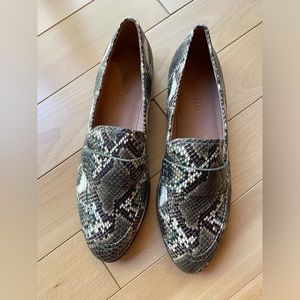 Madewell Alex Loafer in Snake Embossed Leather - size 8